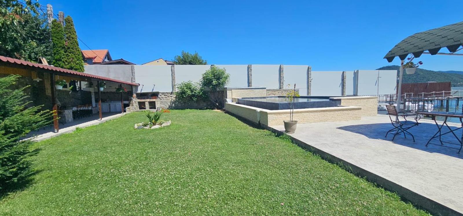 Casa Verde Orşova Exterior foto